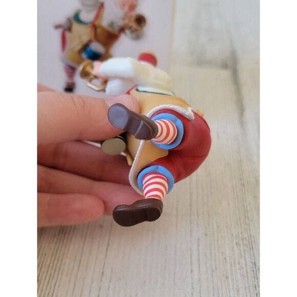 Hallmark Toymaker Santa 2010 ornament Xmas trumpet bell - Picture 5 of 6